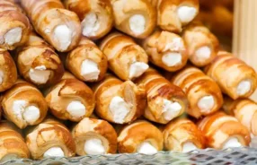 Como fazer cannoli